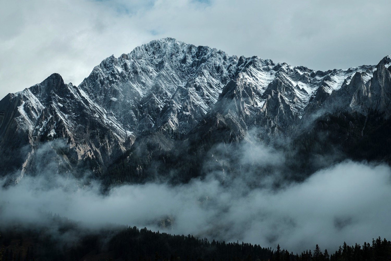 Sawback Range of Banff