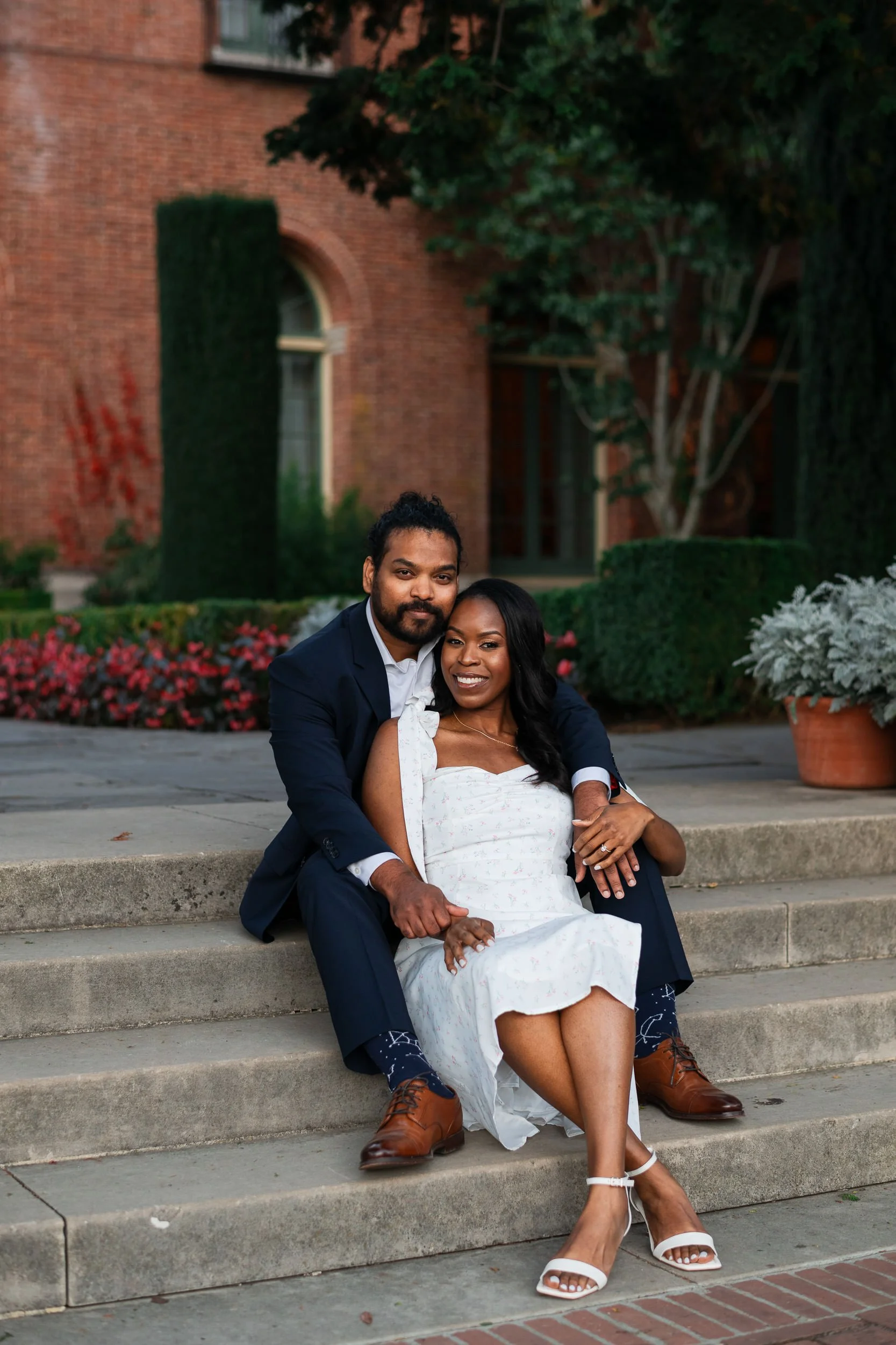 070_couple-at-filoli-woodside-ca.jpg