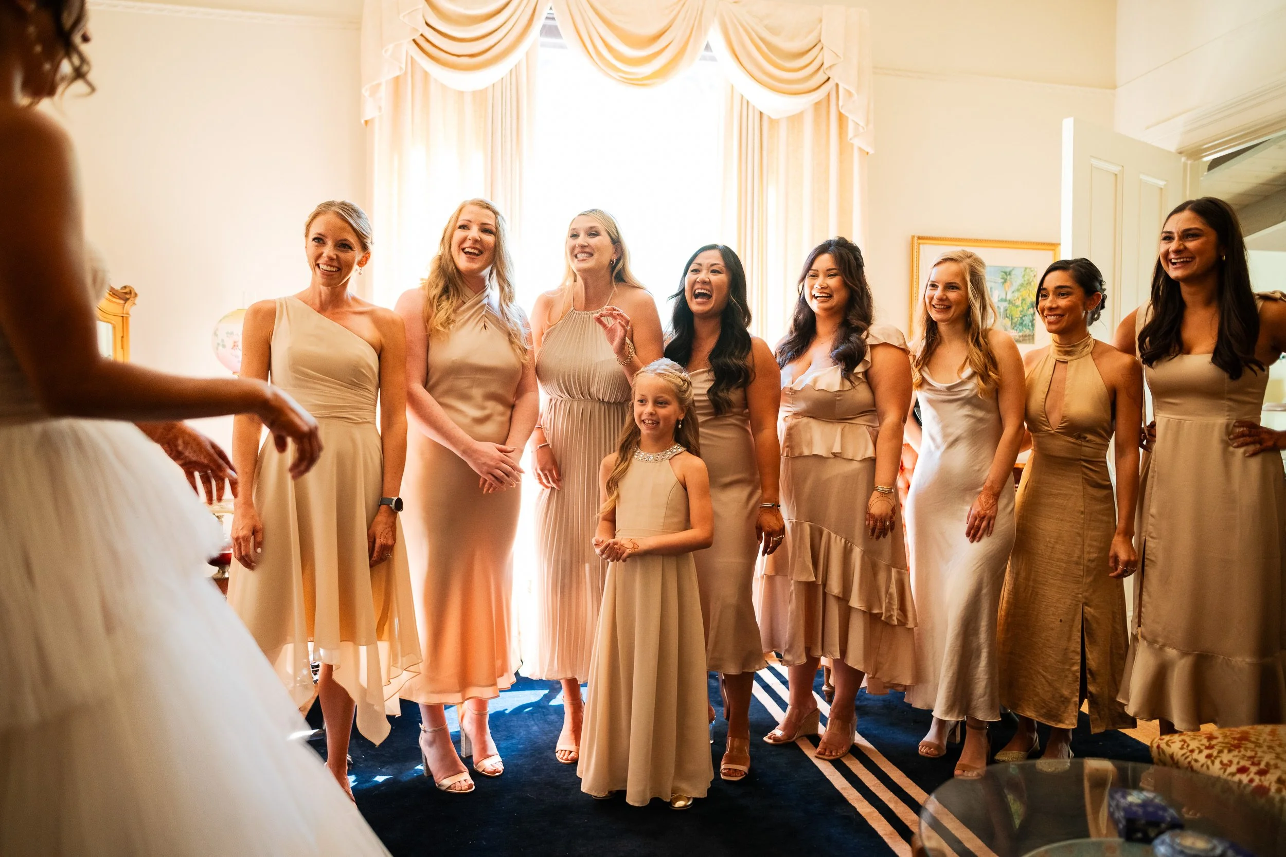049-bridesmaids-first-look.jpg