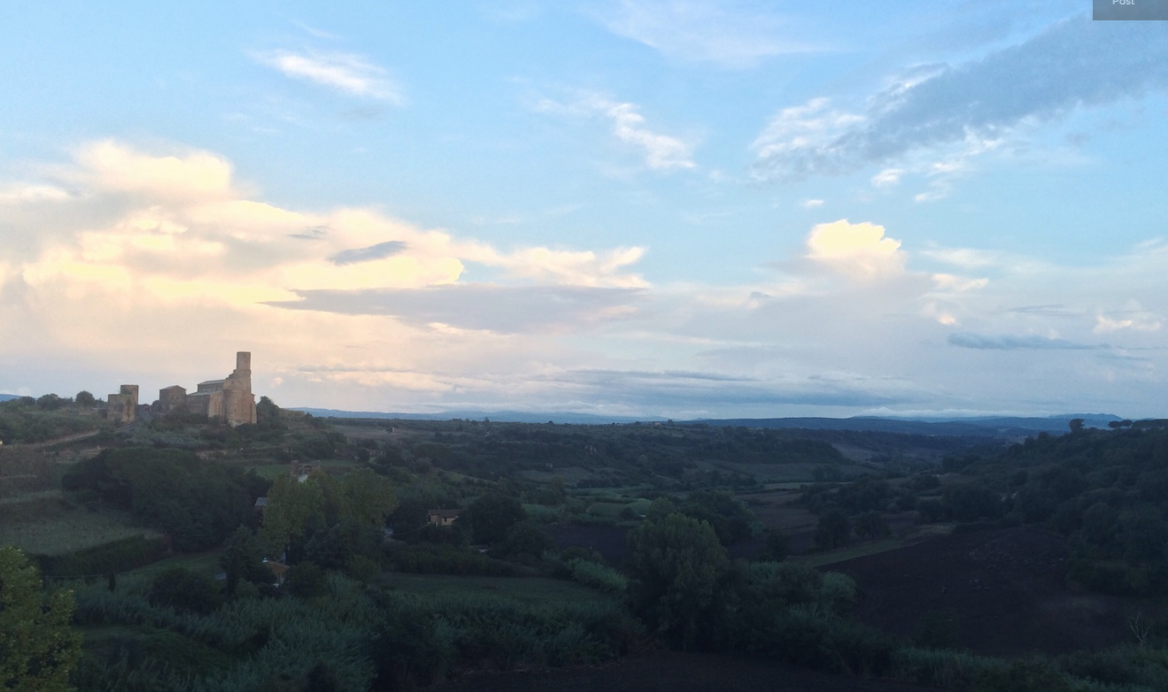 Footprints | Tuscania, Italy