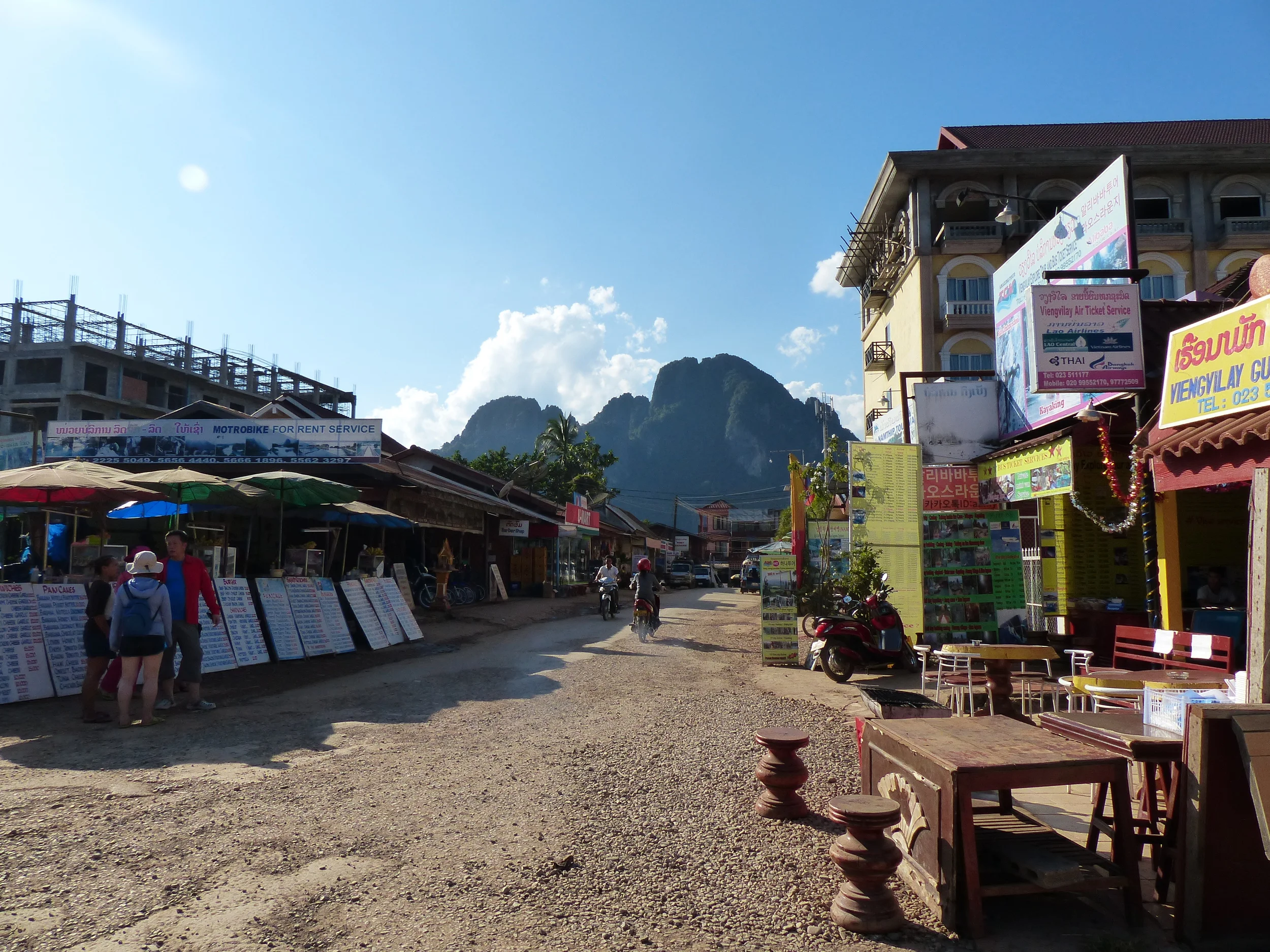 Transit Guide: Vang Vieng to Vientiane