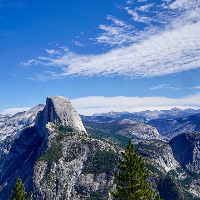 Half Dome 😍

#yosemite #yosemitenationalpark #halfdome #glacierpoint #california #hike # views #nature #landscape #summer #instagood #instadaily #travel # roadtrip #adventure #travelphotography #landscapephotography