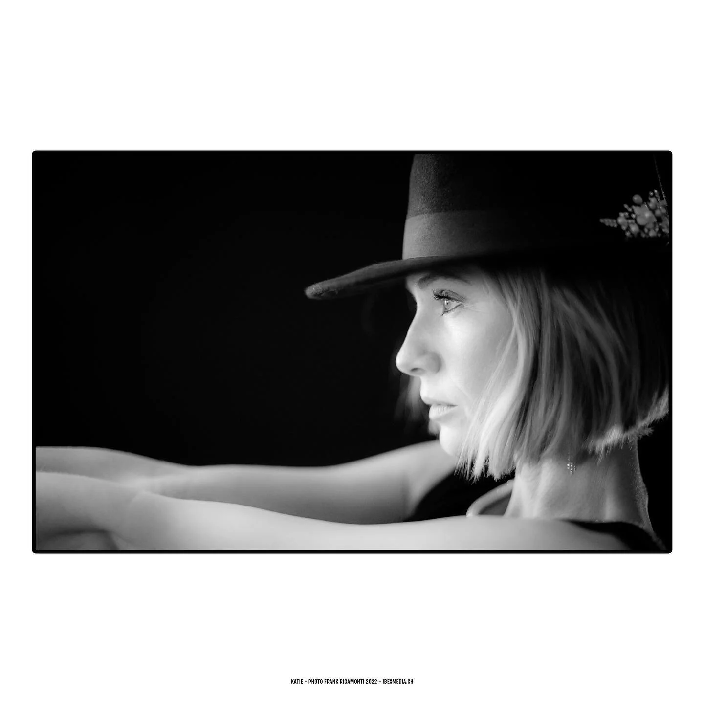 #model #fashion #moda #art #lights #photo #blackandwhite #studio #canon