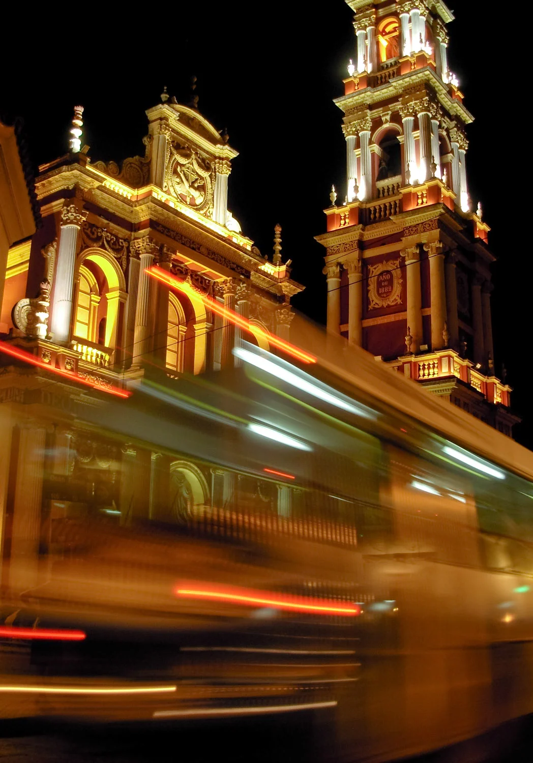 night bus (Click on image to view it in the gallery)