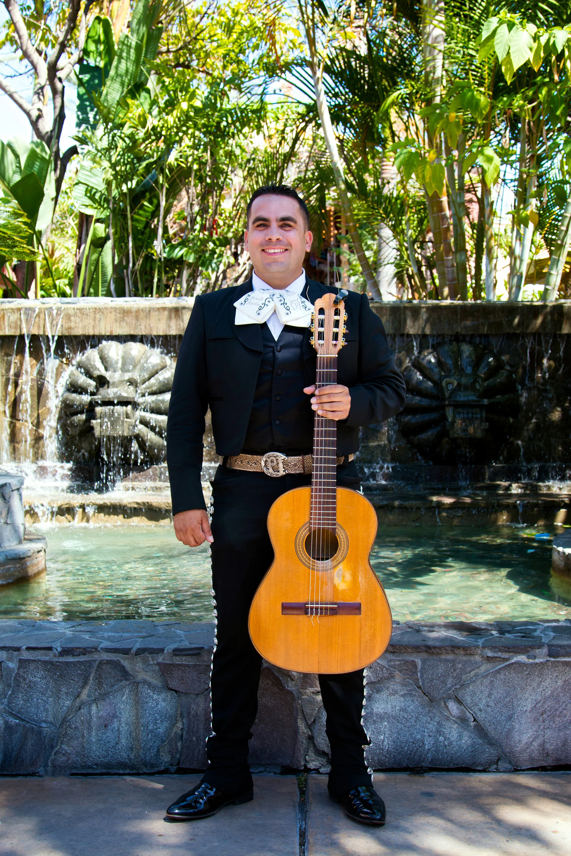 MariachiT5.jpg