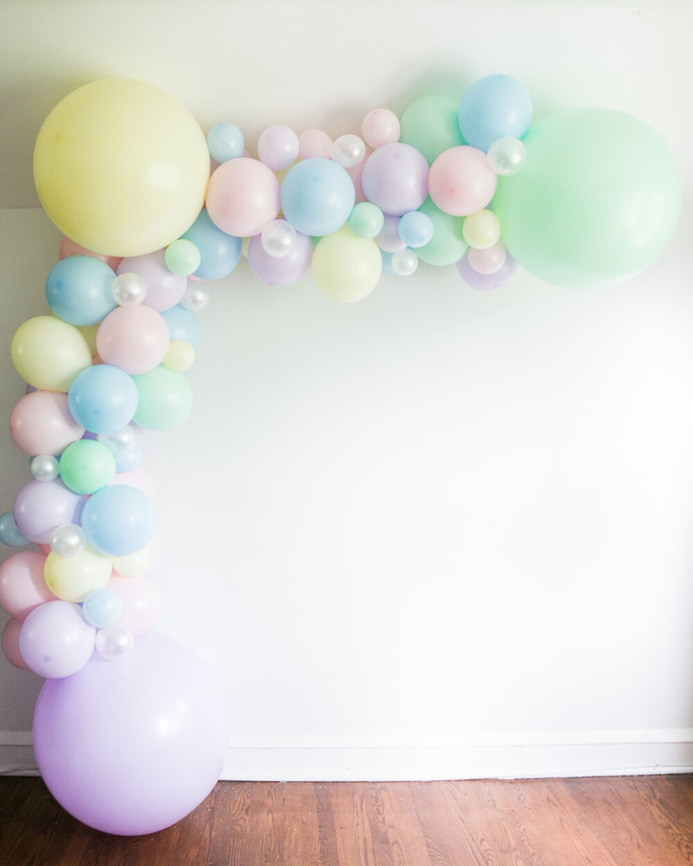 Pastel Balloon Garland Kit — Festive Fête