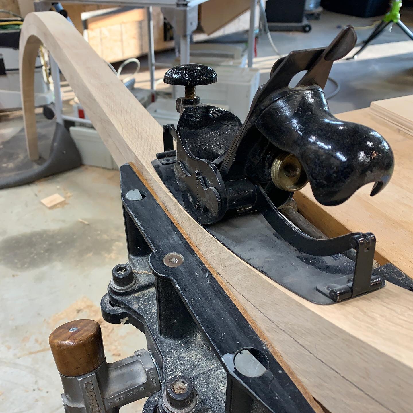 Old Stanley #113 curved plane.  My go to when faring curves on handrail blanks. 
.
.
.
#handrail #stanleyplane #stanley113 #handplane #customhandrail #custom #stairmaker #tuckervise #handcarving #architectualmillwork #woodworking #woodwork #customwoo