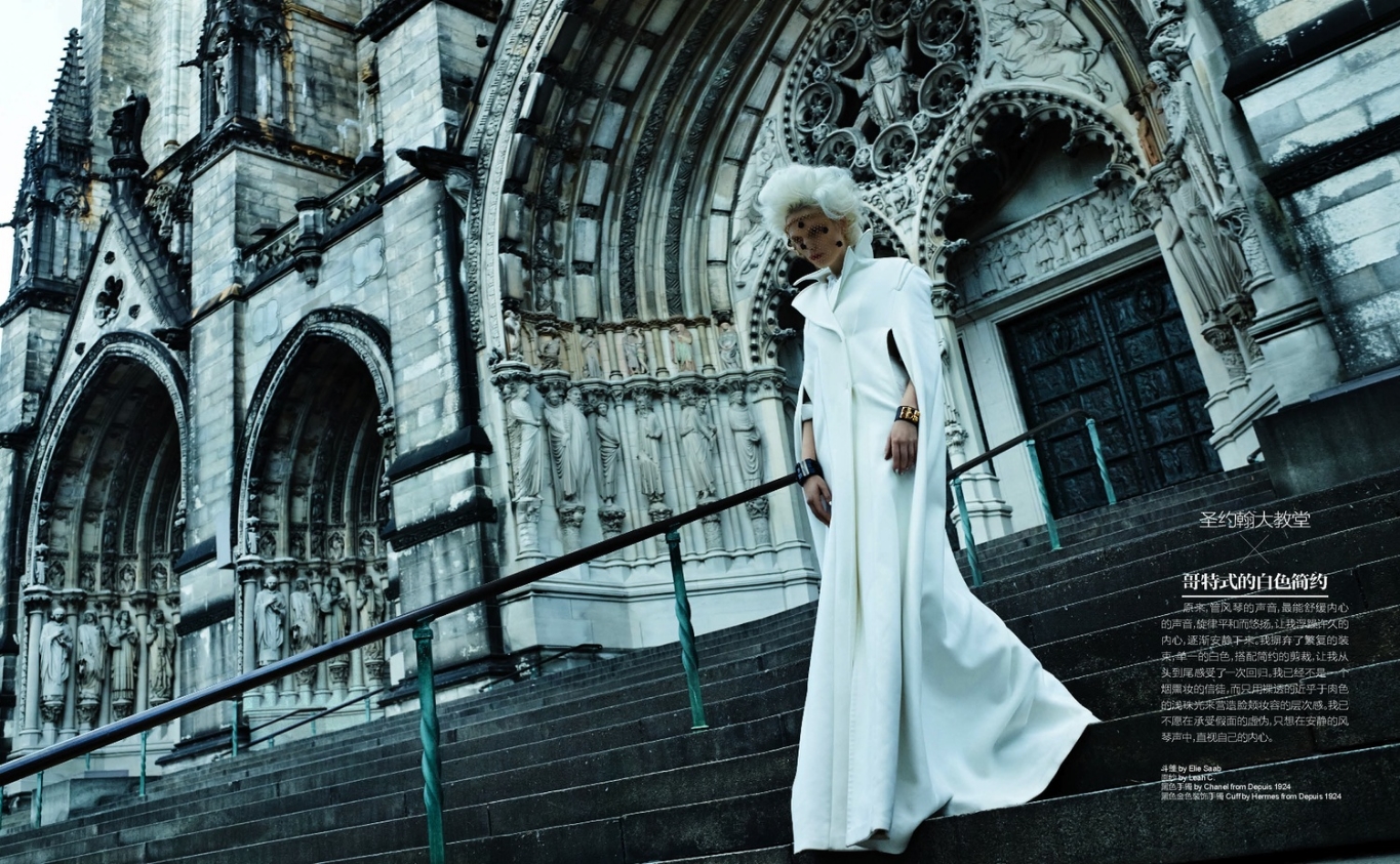 NY based fashion stylist, fashion editor and brand consultant