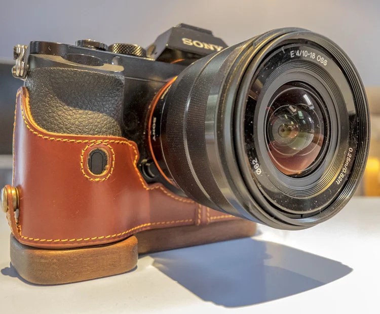 Sony A7 / A7s 10-18mm APS-C Wide-Angle Zoom