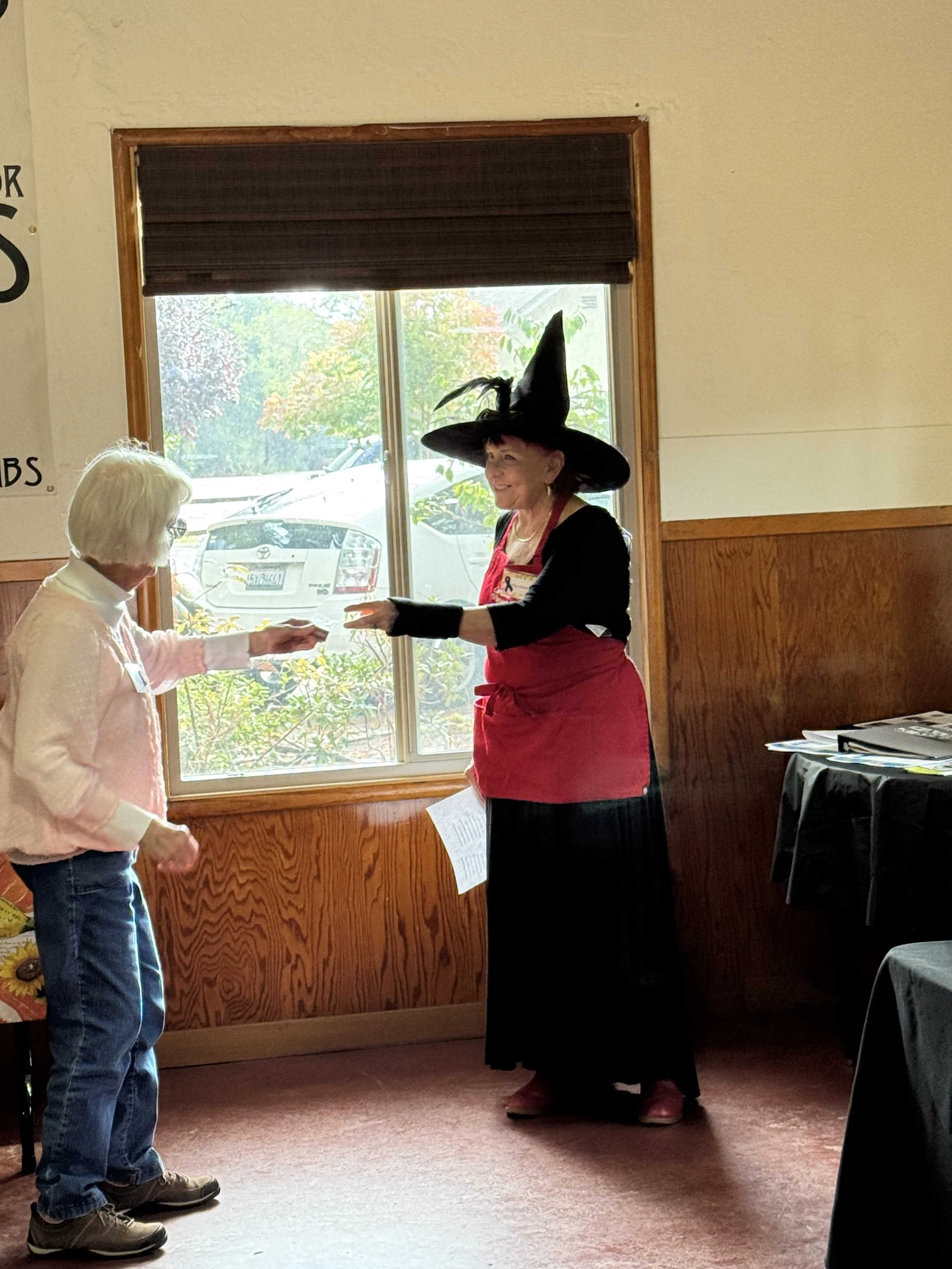 Sheila Lowery Receives 10-Year Pin