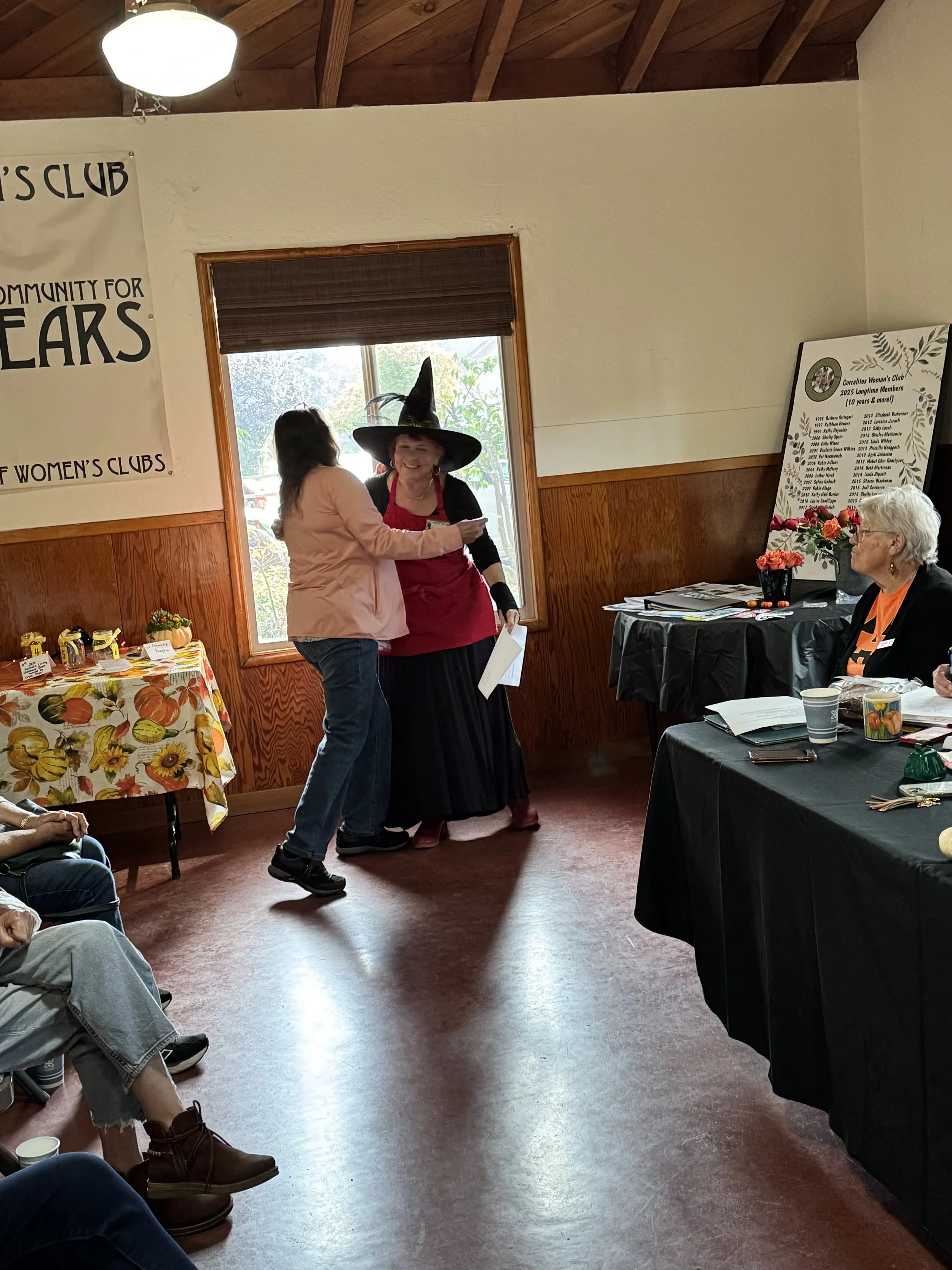 Celia Wiens Receives 10-Year Pin