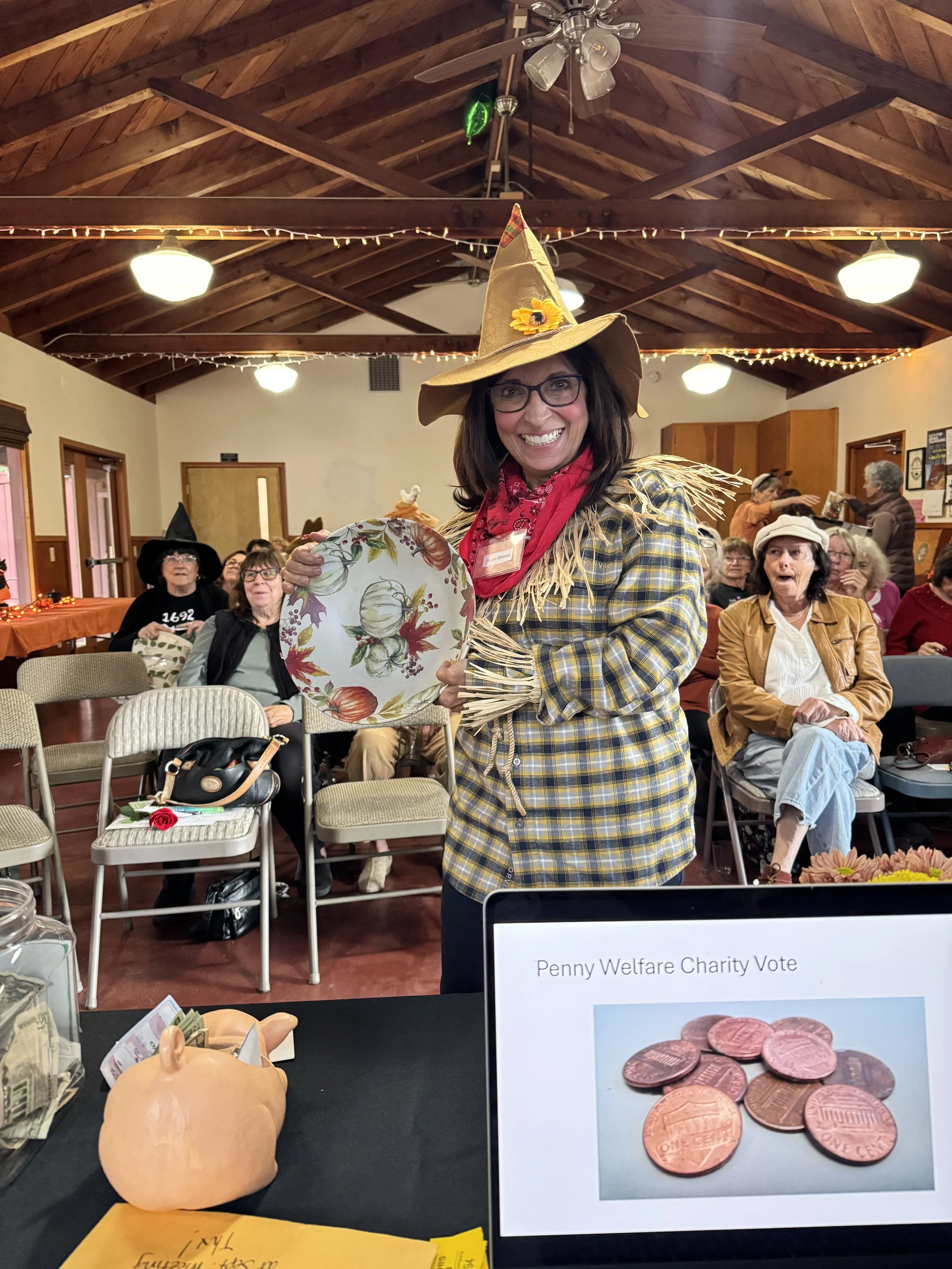 Angie Hinson wins 2025 Best Costume