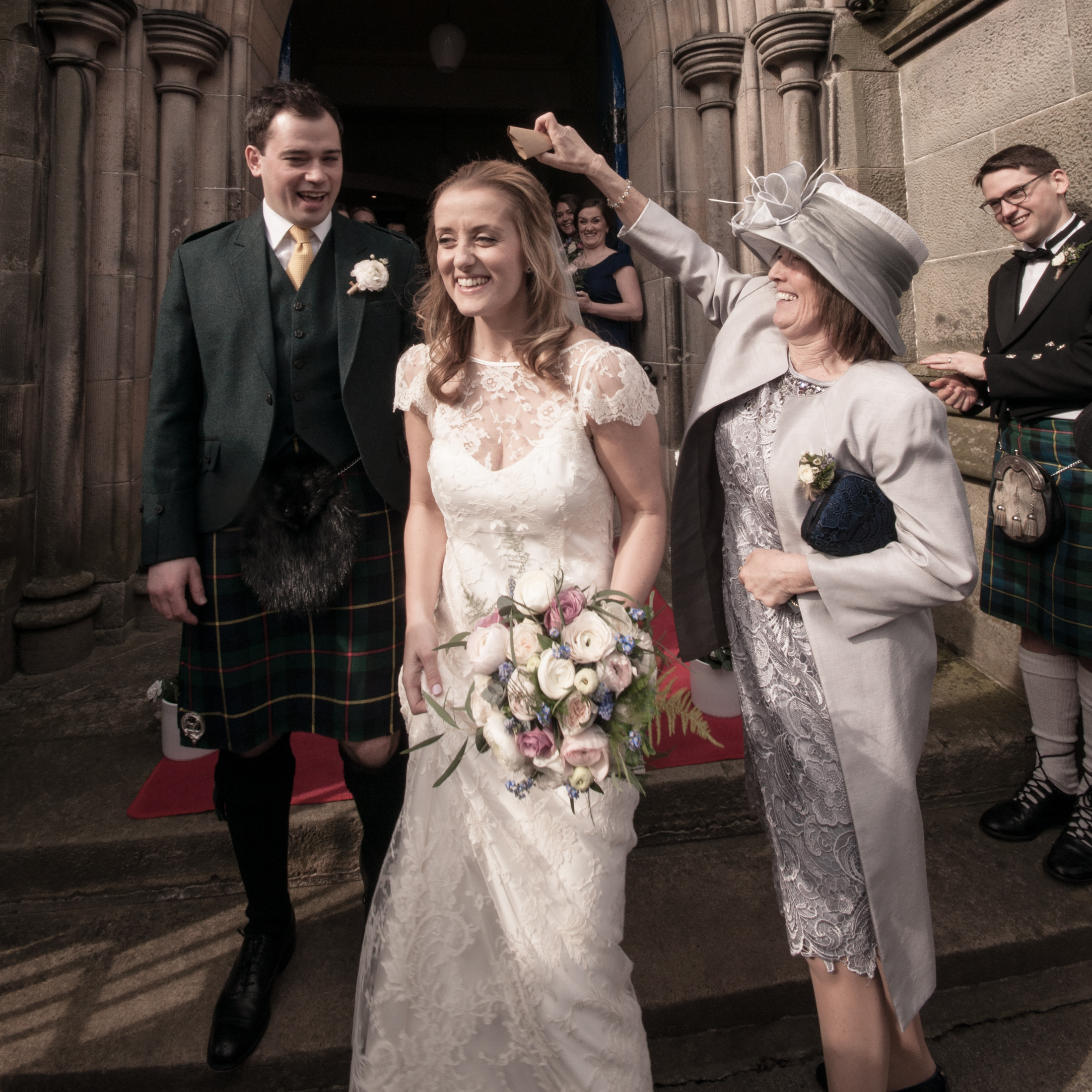 2016-04-02 SIONED AND NEIL FALKLAND MYRES CASTLE152722.jpg