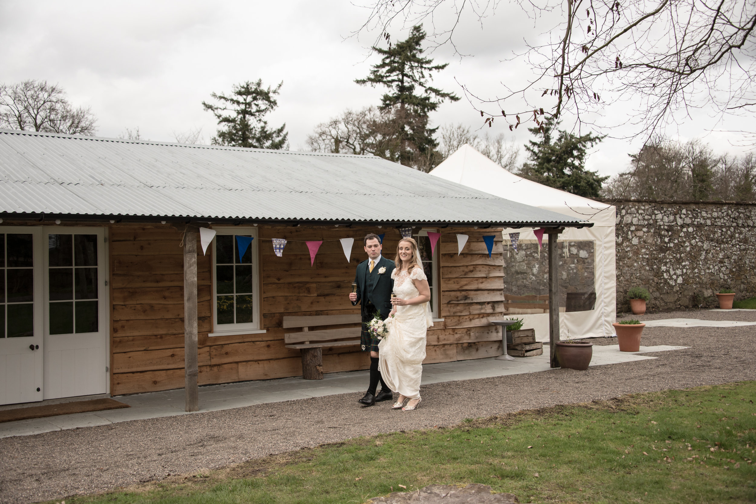 2016-04-02 SIONED AND NEIL FALKLAND MYRES CASTLE160608.jpg