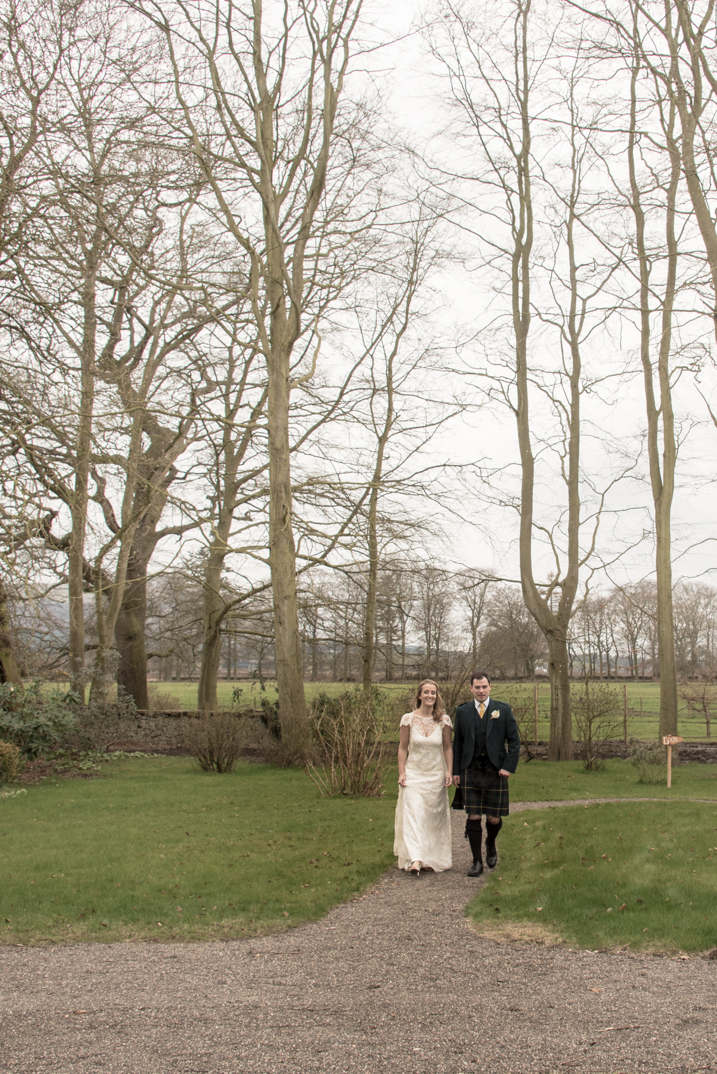 2016-04-02 SIONED AND NEIL FALKLAND MYRES CASTLE173426.jpg
