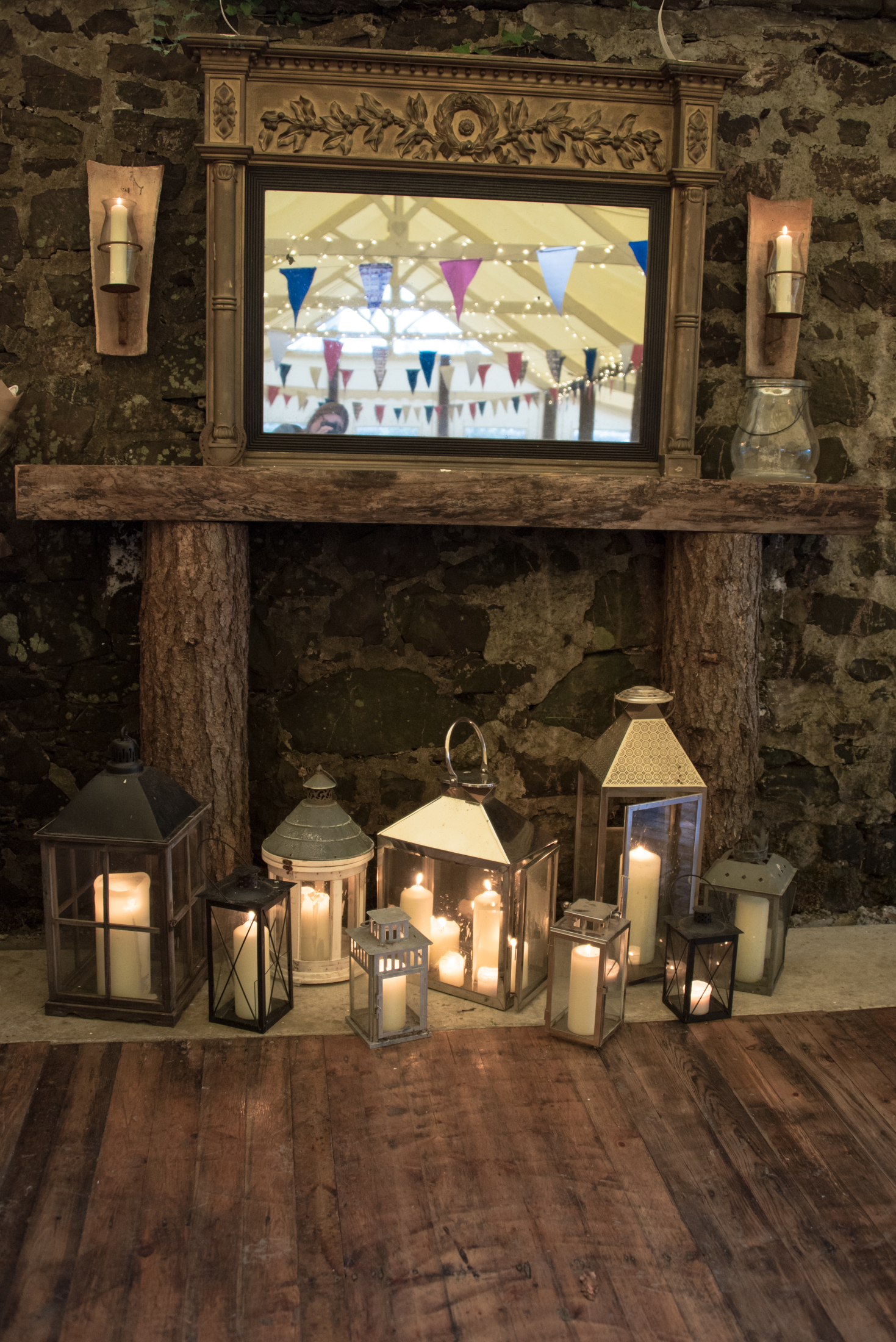 2016-04-02 SIONED AND NEIL FALKLAND MYRES CASTLE180320.jpg