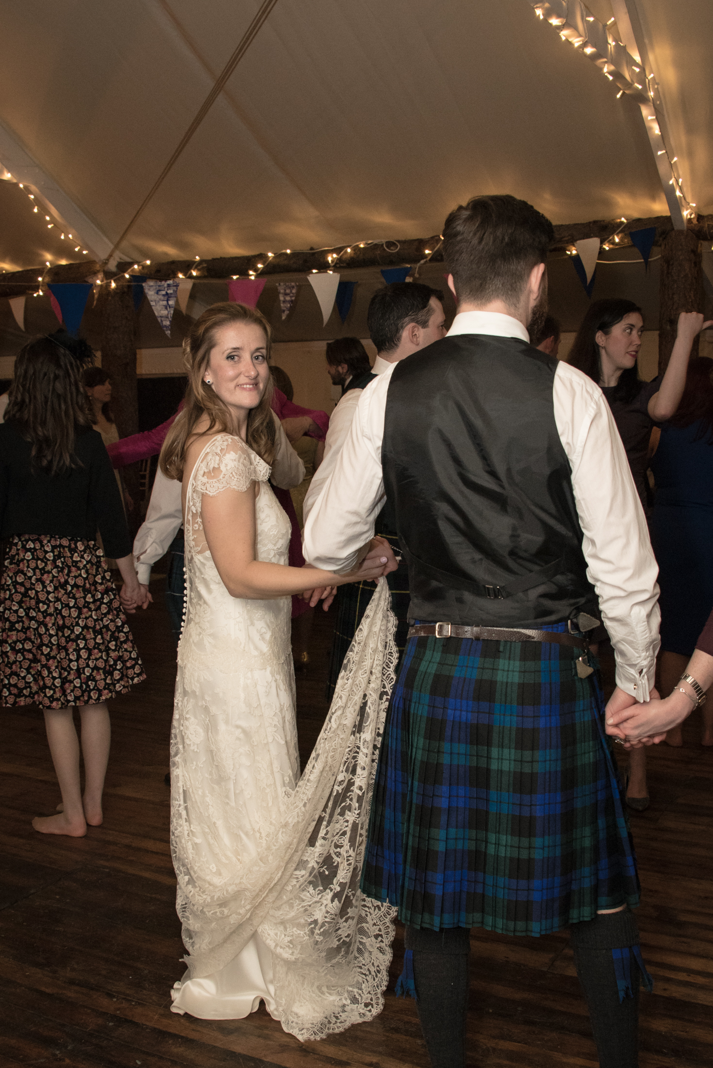 2016-04-02 SIONED AND NEIL FALKLAND MYRES CASTLE215942.jpg