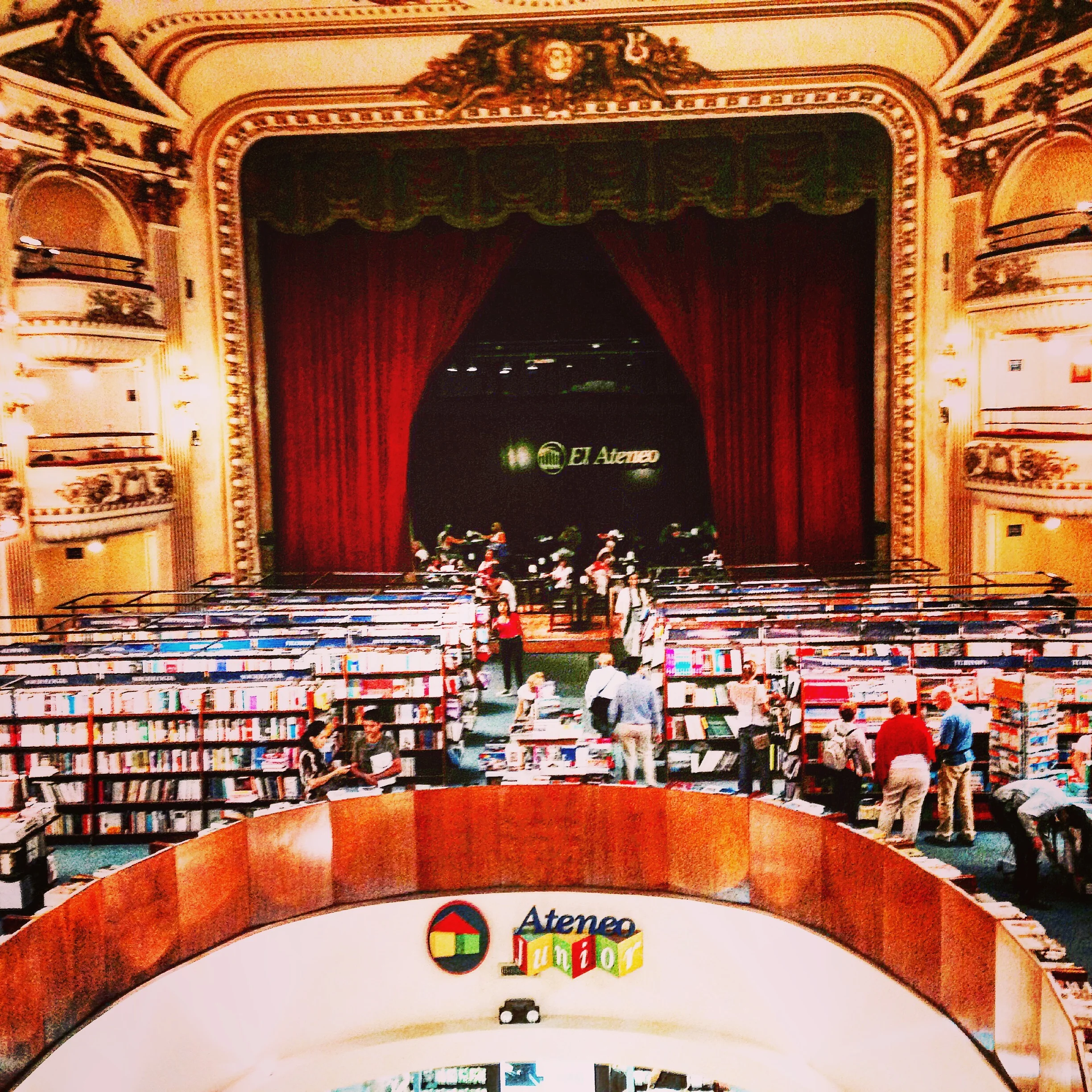 El Ateneo.jpg