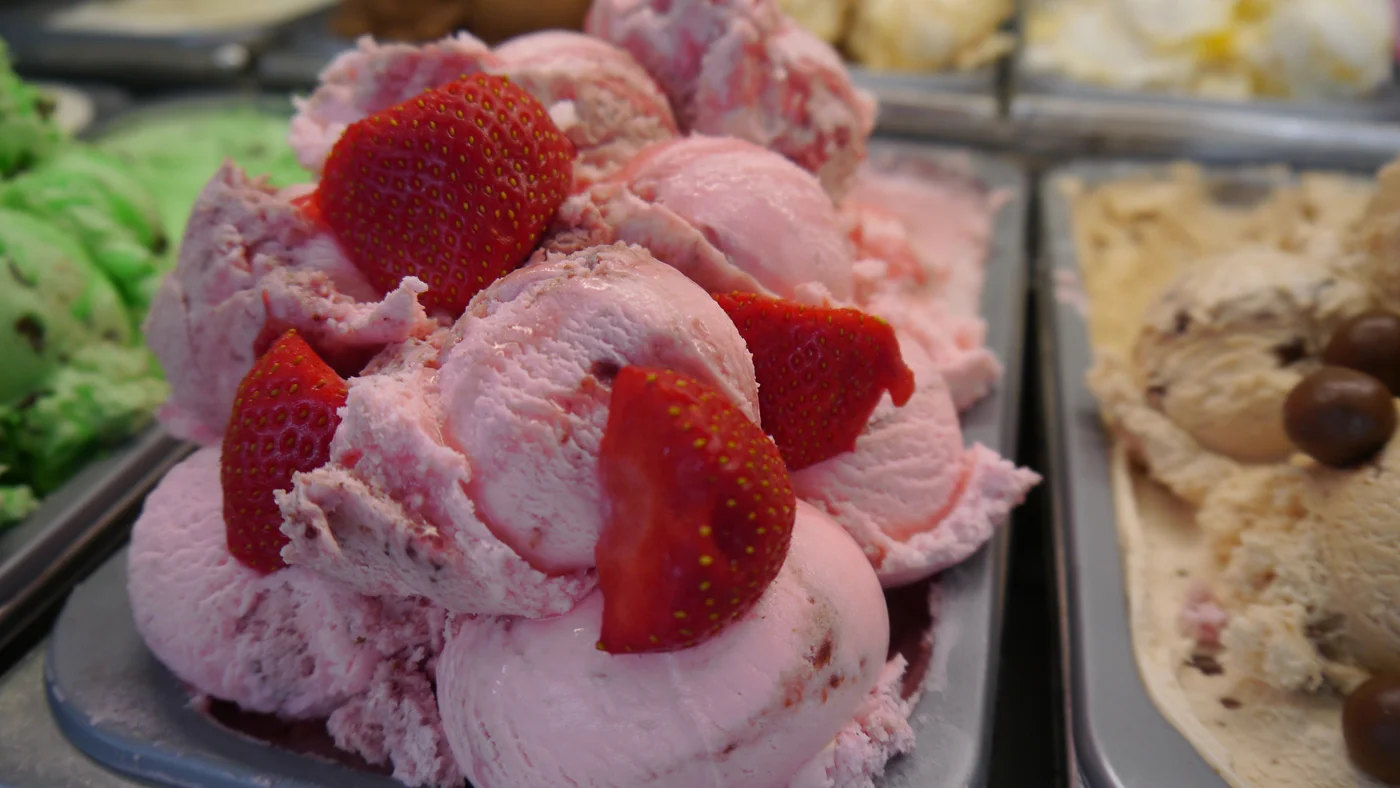 strawberry-icecream.jpg