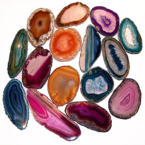 AGATE: Appearing in an array of colors, agate is almost always formed by bands and layers, giving it a ‘striped’ appearance, These bands are similar in nature to the bands within a tree trunk, revealing it’s many layers and many stages of life. Agate was discovered by Neolithic peoples and was utilized as an amulet for healing during the Babylon days. It is also known as the “Earth rainbow” and is an incredibly stabilizing and balancing stone, creating a center space for feminine and masculine or yin/yang energies. POUND loves using agate and we use it often to symbolize our connection to one another and to the Earth itself. 