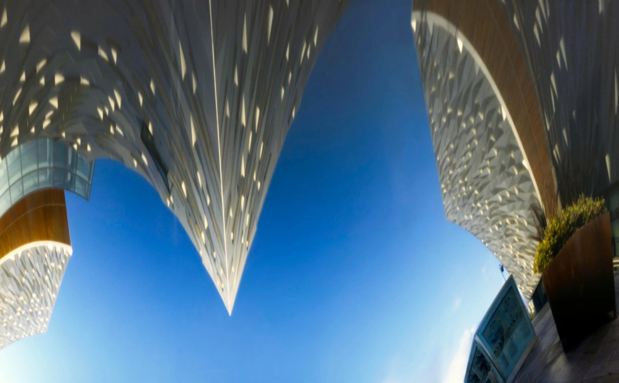 Titanic Building.jpg