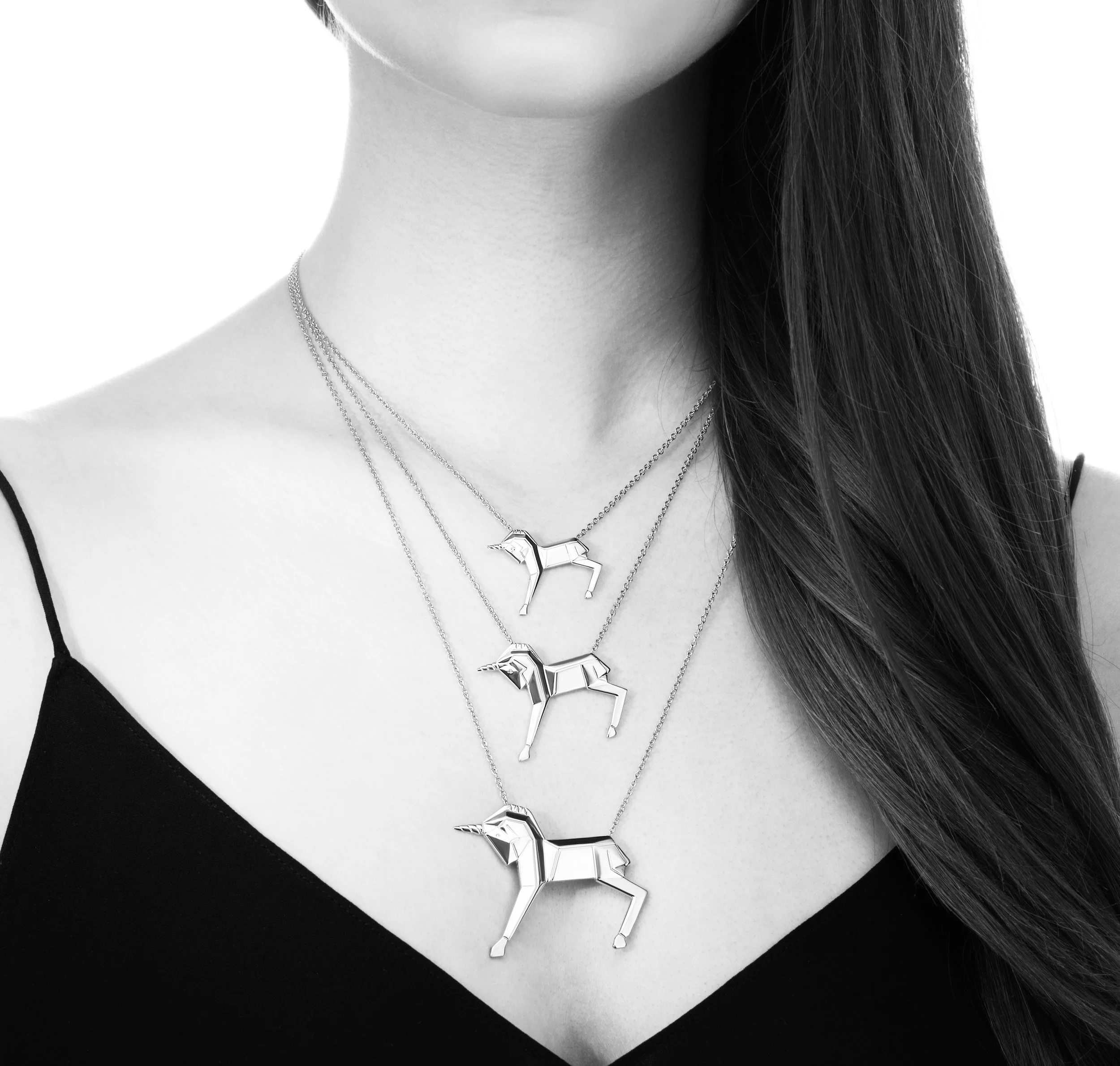 masbisjoux_modelneck_group copy.jpg