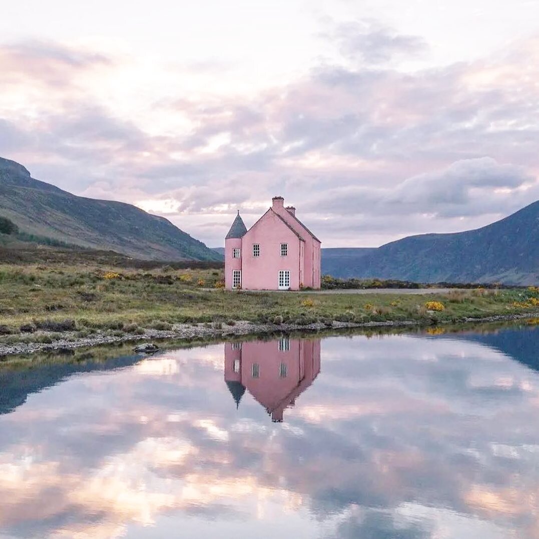 You know where to find me &hellip; 
☁️ 💕✨ 

#dreaming #pink #doyoubelieveinmagic #unicorn