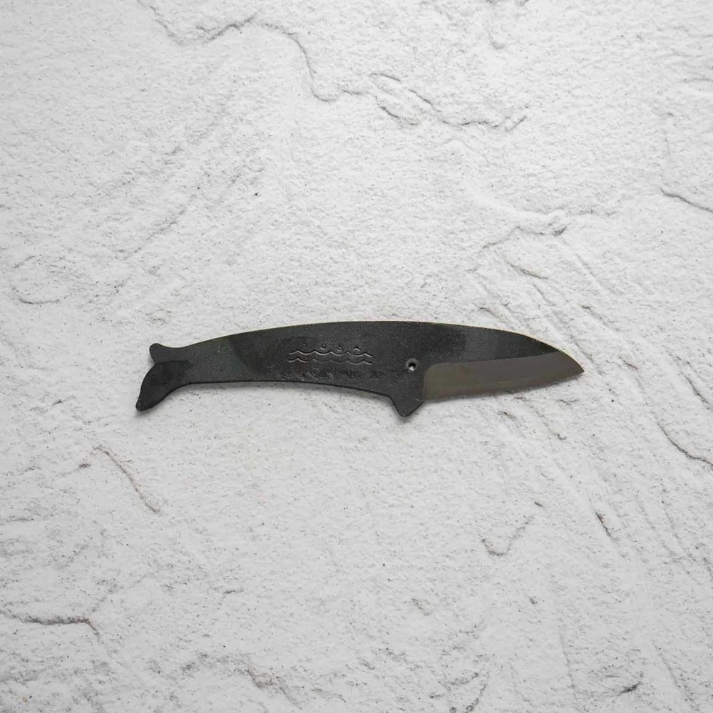 whale knife