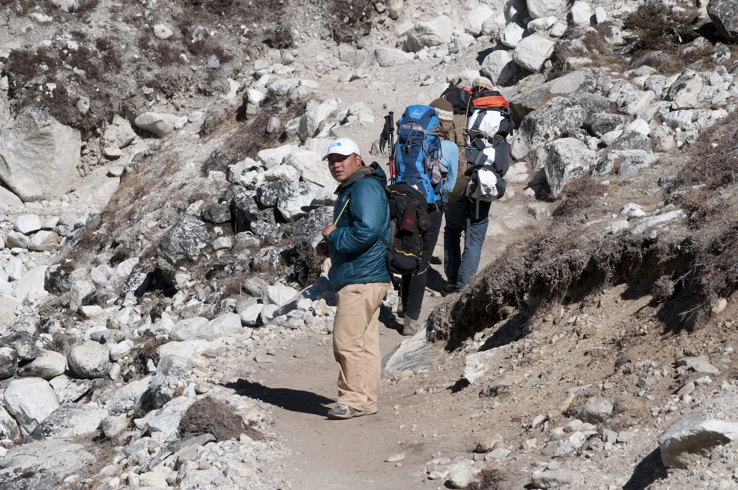 Ash Gurung, ✝ 18. April 2014