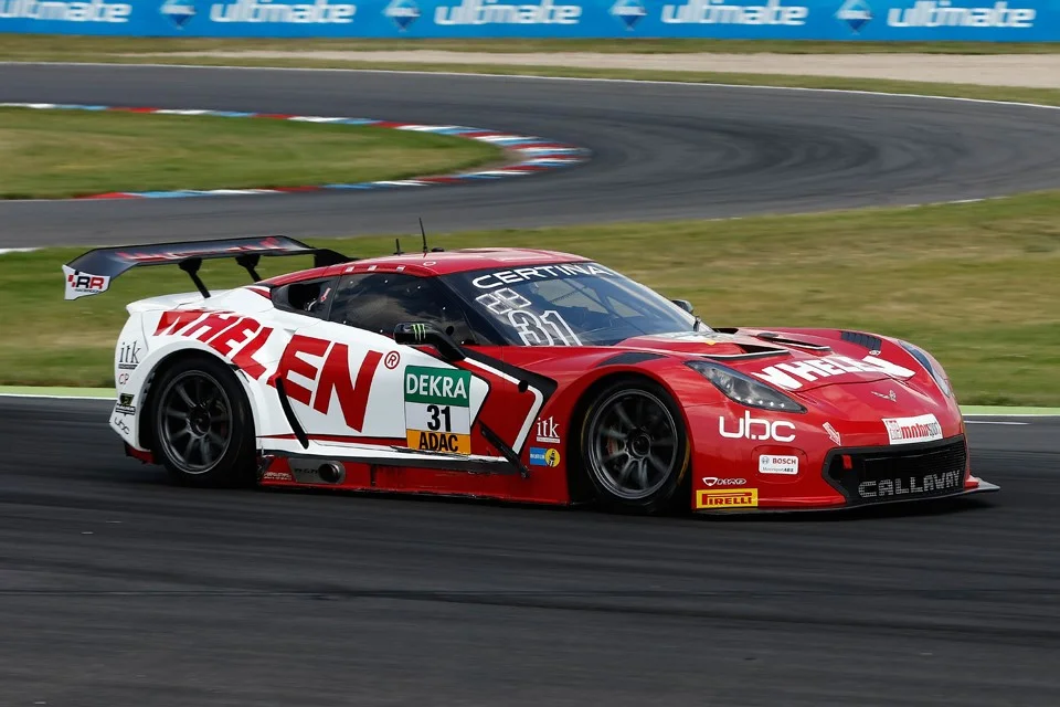 C7 - 2015 - # 31, 1 - ADAC-GT - Callaway Cars Europe/Whelen Engneering