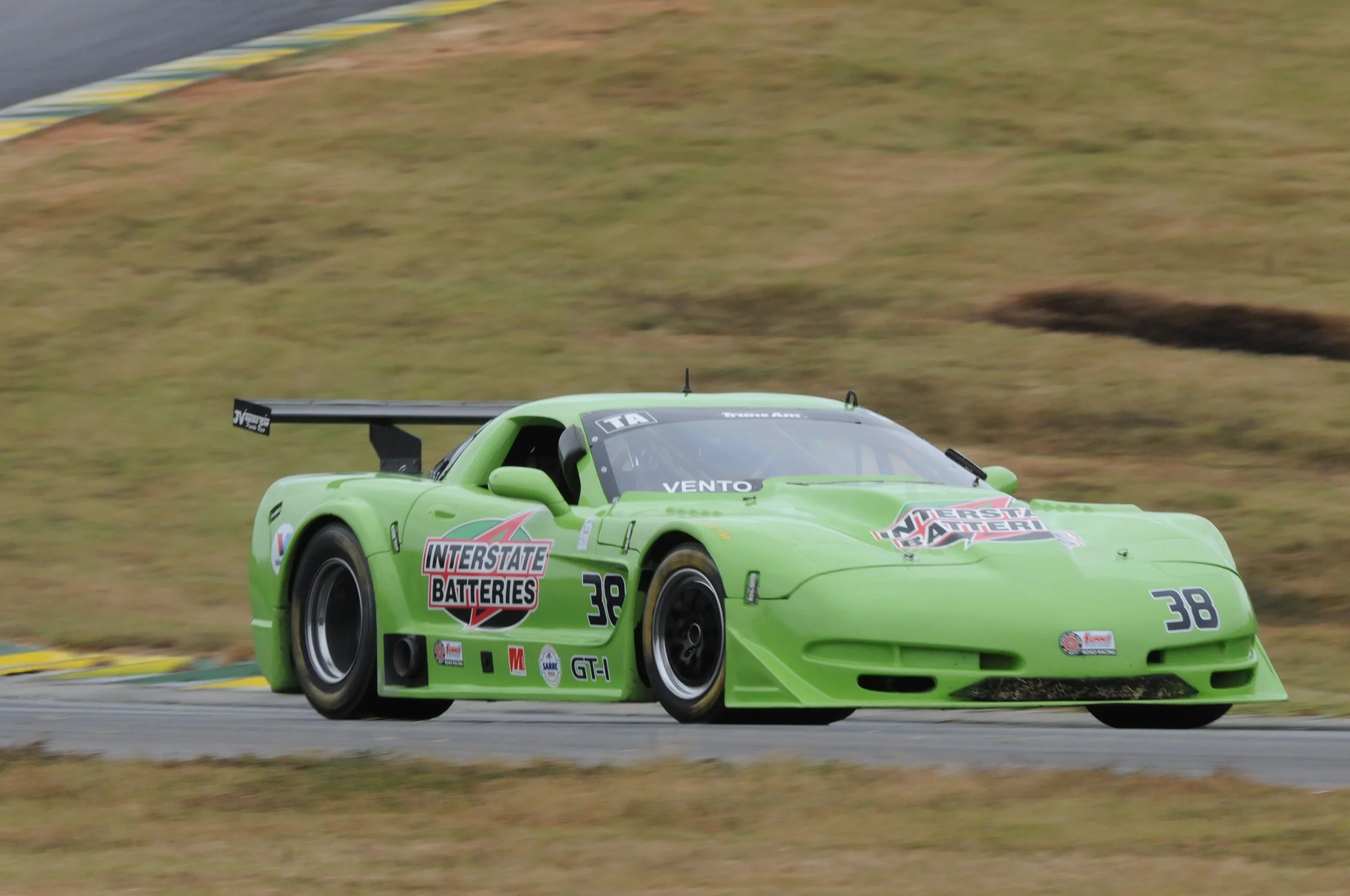 scca-runoffs-at-vir-registry-of-corvette-race-cars-because-you-want