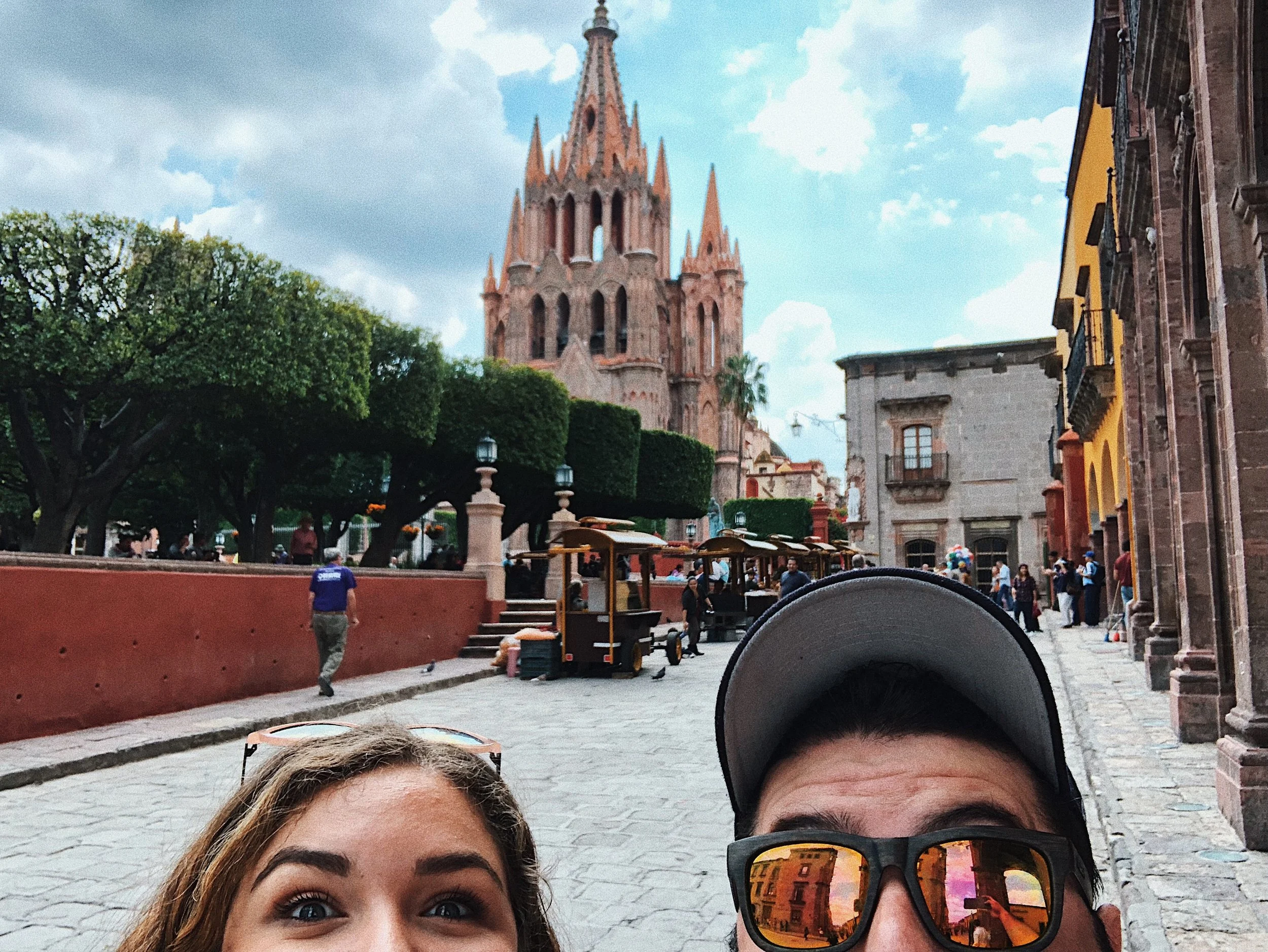 ambarjanuel_omgitseddie_visitmexico.jpg