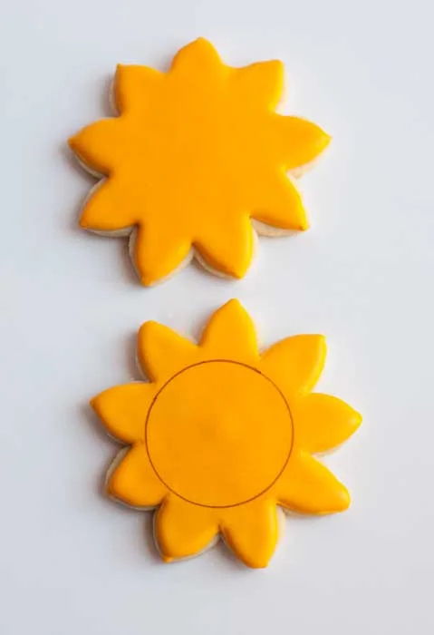 sunflower decorating.jpg