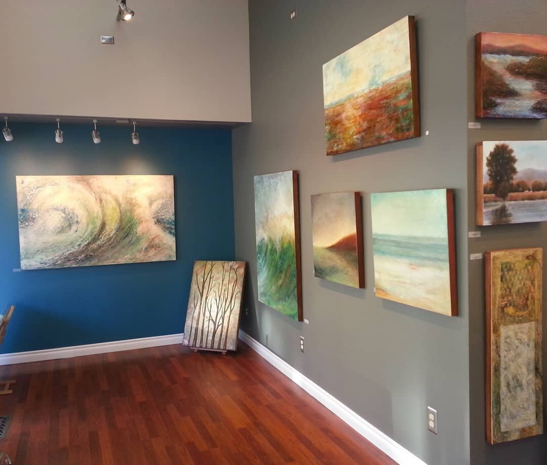 Flashback to 2014 when @carriegollergallery was  fresh and newly opened. Lots of encaustic seascapes.
