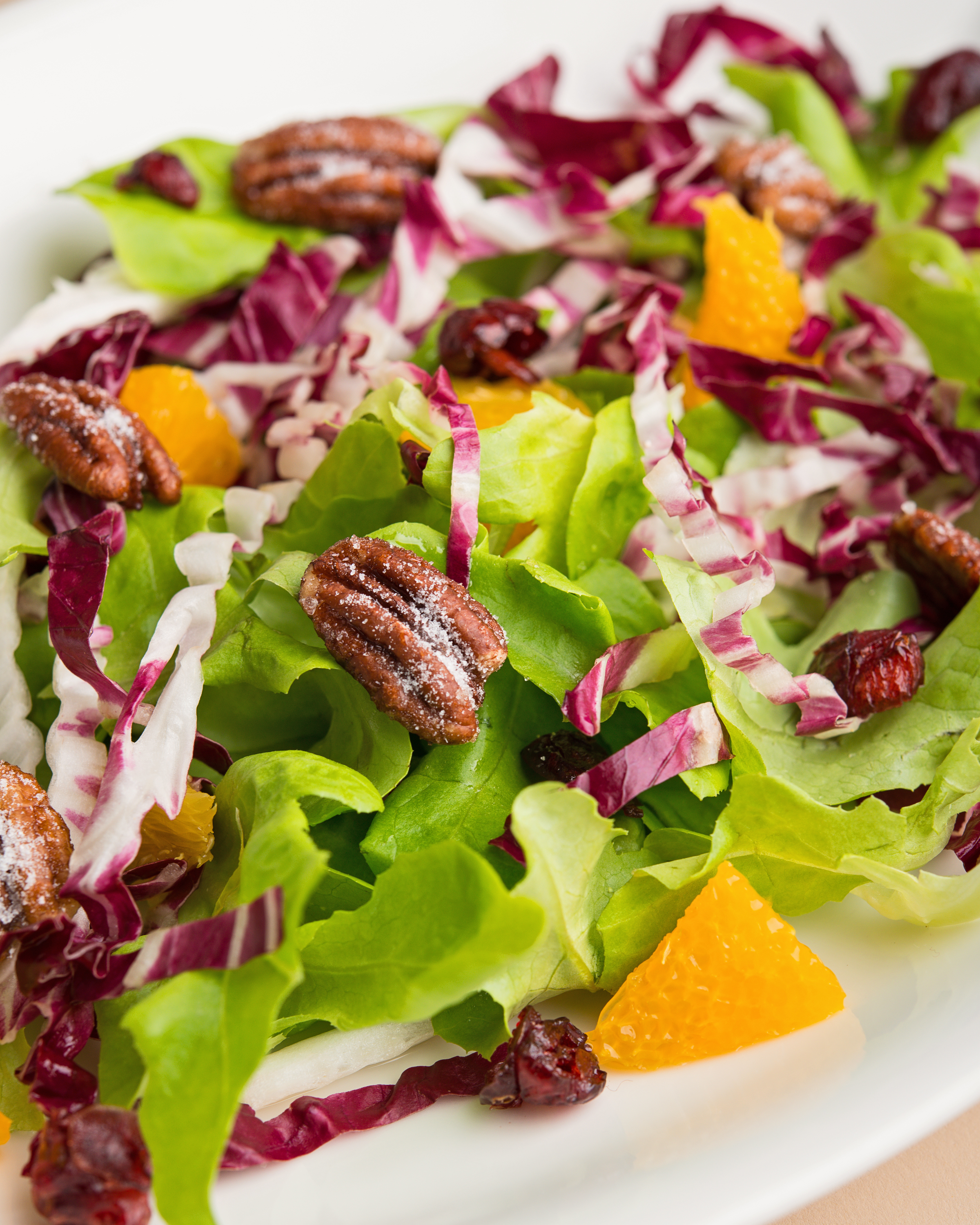  Honeyed pecan salad with tangerine vinaigrette