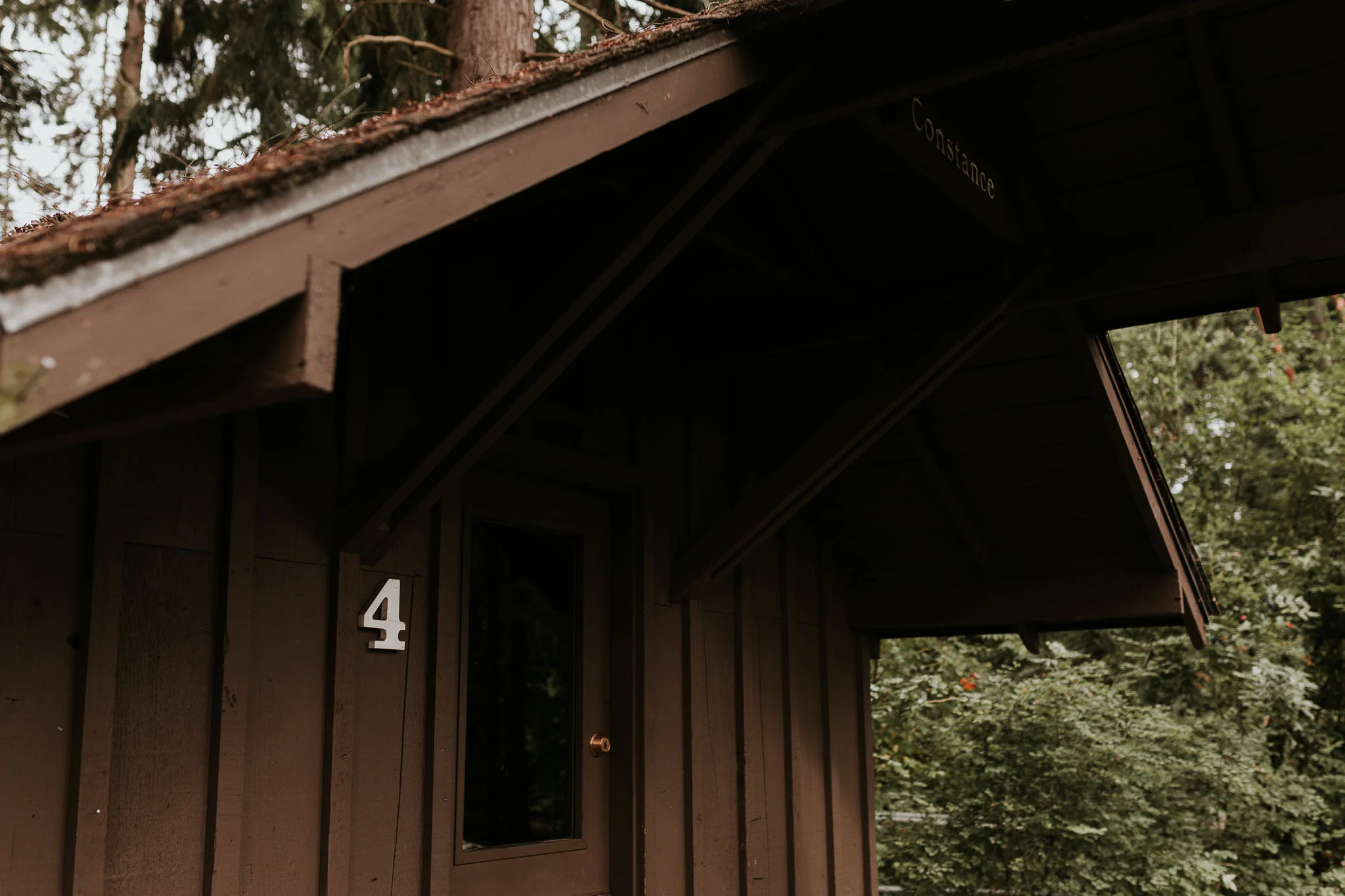 Documentary style wedding photography by Georgia Haygood photography 