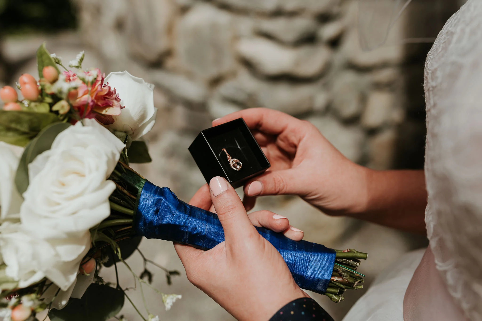 Documentary style wedding photography by Georgia Haygood photography 