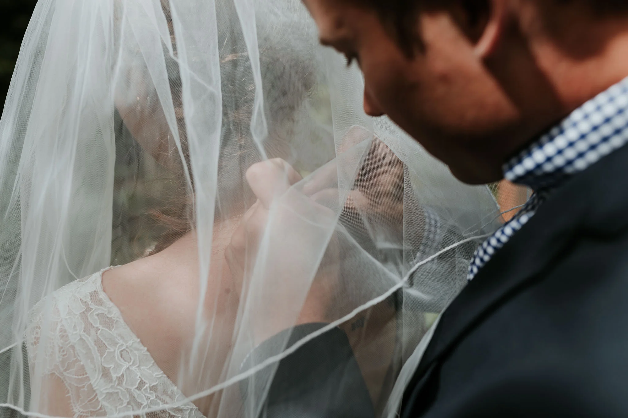 Documentary style wedding photography by Georgia Haygood photography 