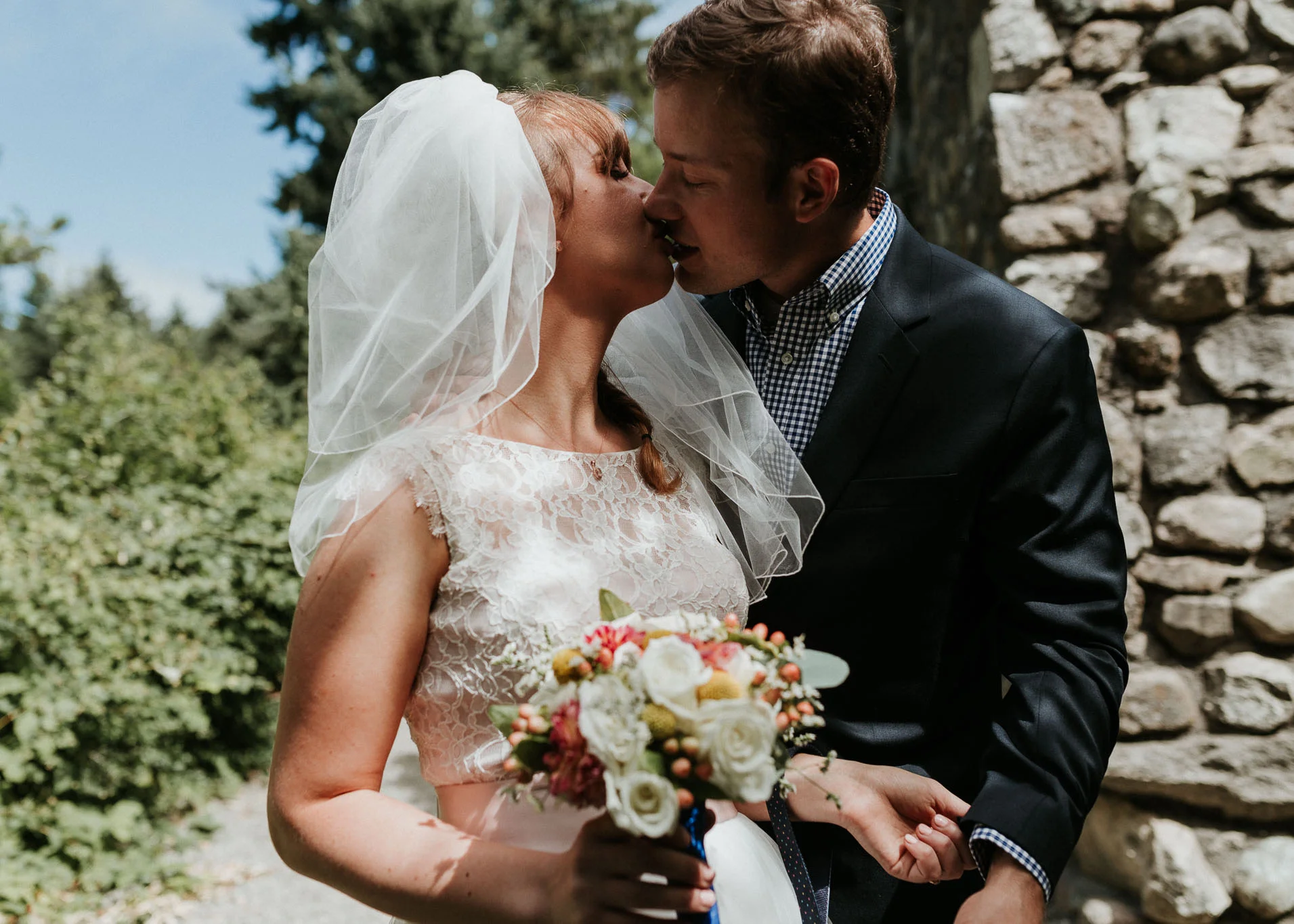 Documentary style wedding photography by Georgia Haygood photography 