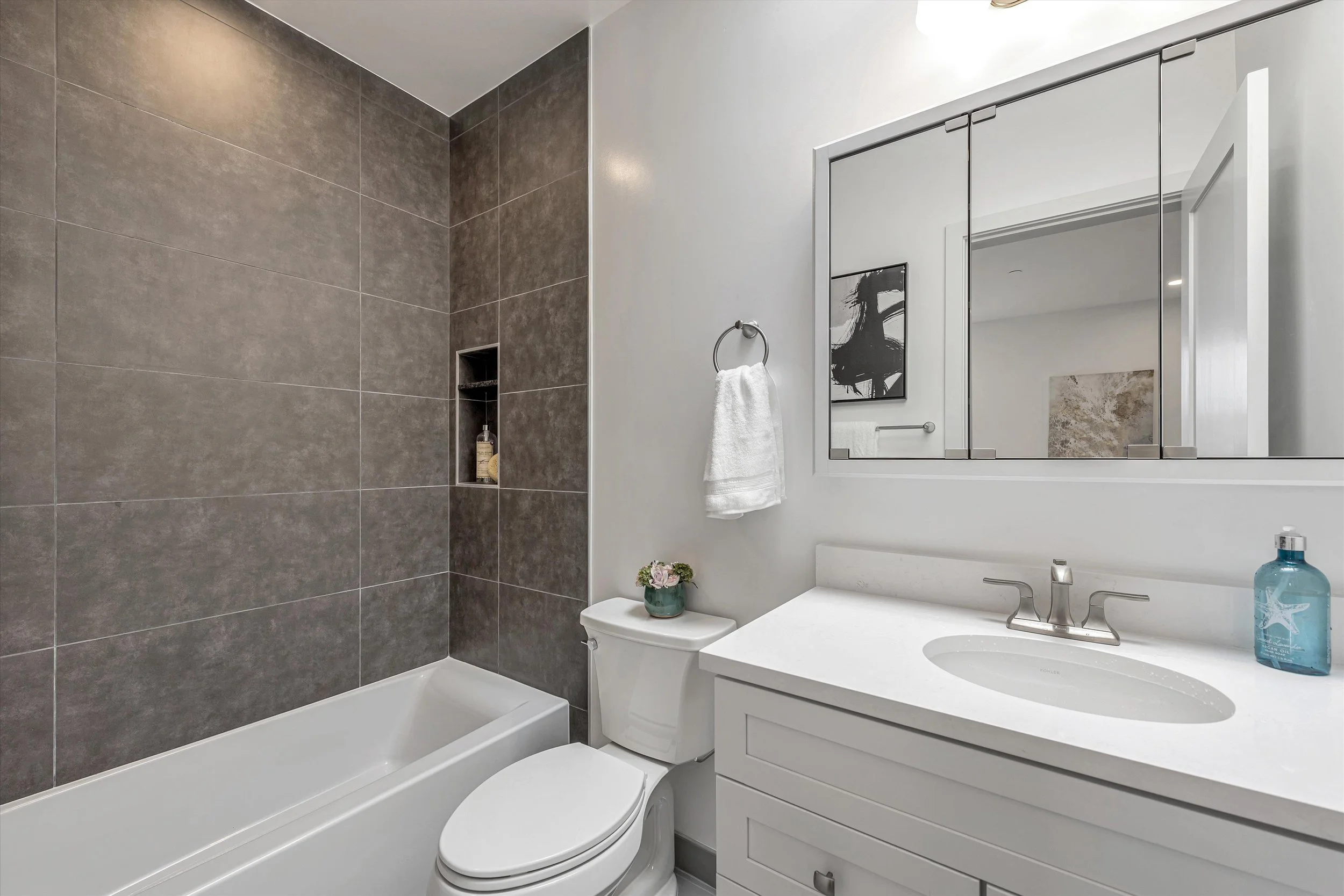 f8_156648thAvenue_068.jpg