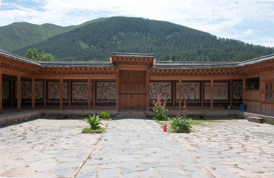 The Medical College at Labrang TashiKyi Monastery_1.jpg