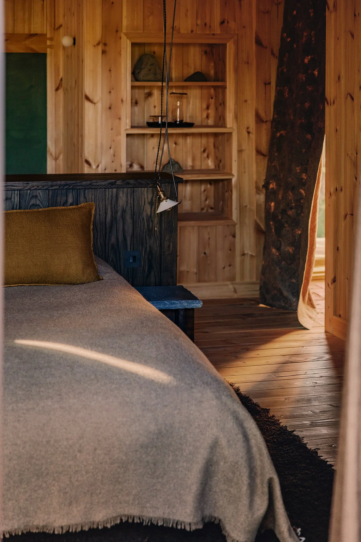 Cabin_Mountain_03.jpg