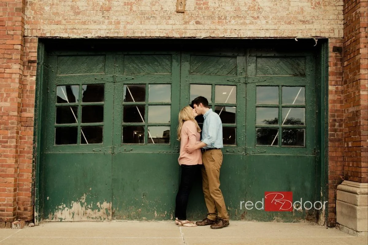 Downtown Des Moines Engagement - Taryn + Michael