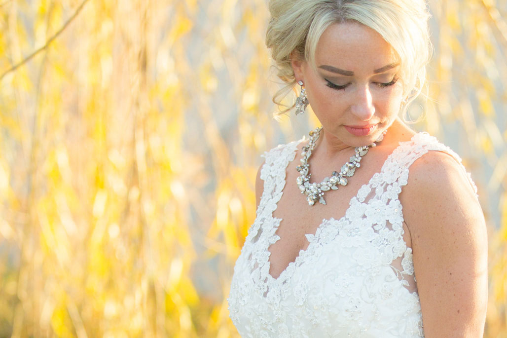 Bride and fall photography