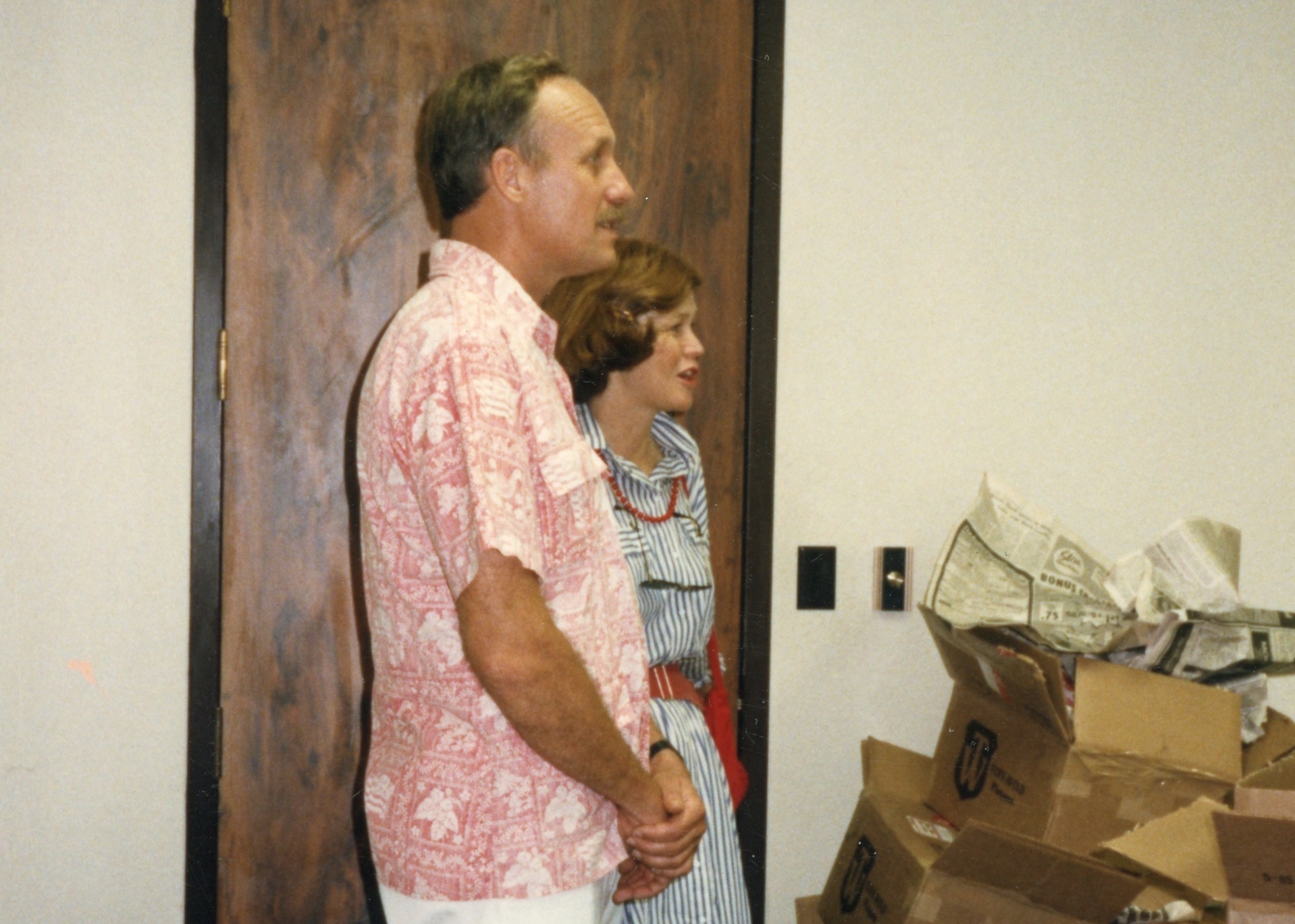  Ironman founder John Collins and his wife visit Ironman headquarters in Kona, 1985. 