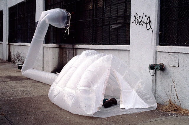   Joe H. using his  para SITE shelter in February 2000. Joe is a homeless man who lived on the streets near Battery Park City in Manhattan. In the 1970s, he became a contractor and was responsible for building over fifteen buildings in Brooklyn. He w