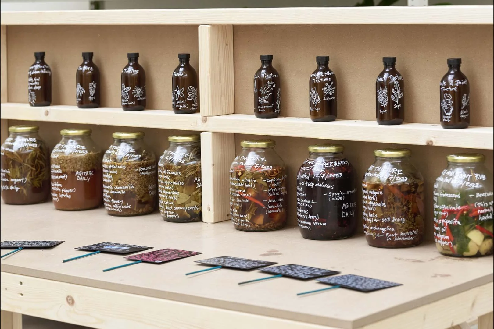 The garden is meant to be harvested and features four stations: for tea-drying, spice-grinding, distillation of tinctures, and cooking. 