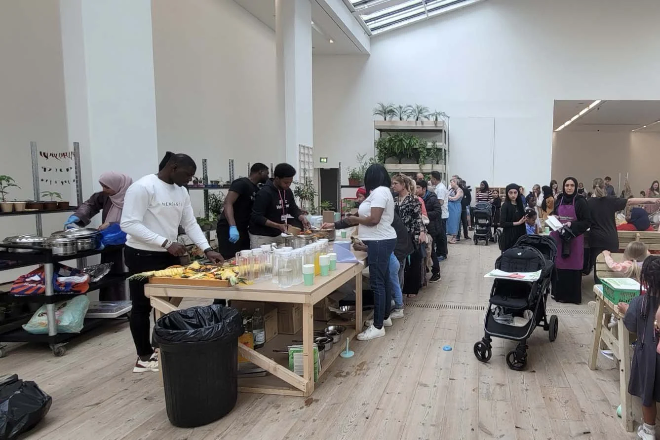 Many displaced persons are temporarily resettled in places like hotels, where they do not have access to kitchens; unable to host, they are perpetually stuck in the position of guest.  My hope is that this space can support them to become hosts at Ba