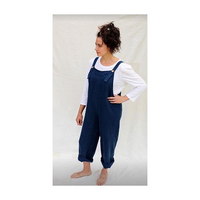 Introducing our brand new dungaree range! Made out of Scottish linen and Hand dyed here in our studio/ hand made in India. These come in olive and two shades of indigo... the darker shown here. These come in one size and fit up to size 14. For exact 