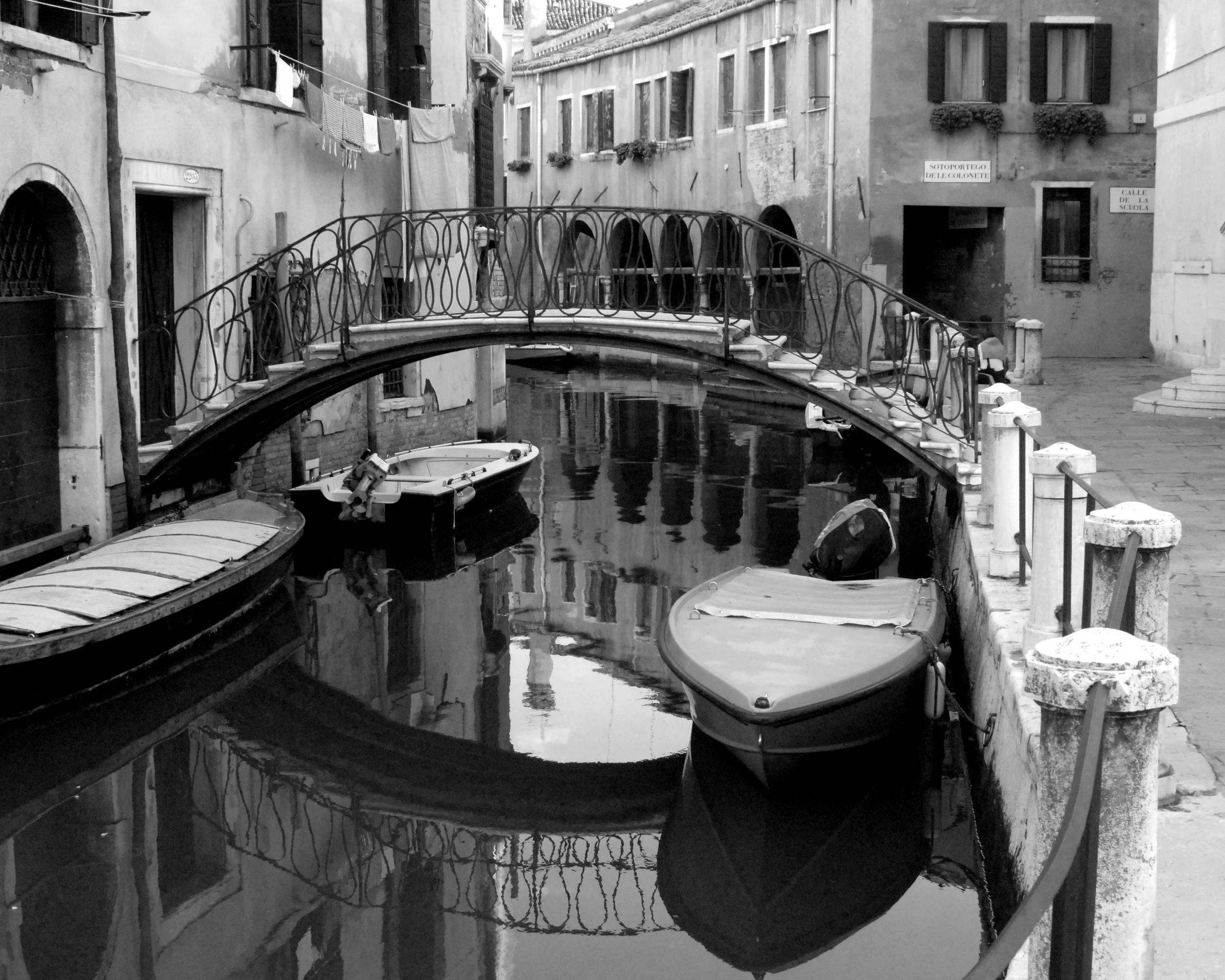 Venice 1106 BW.jpg